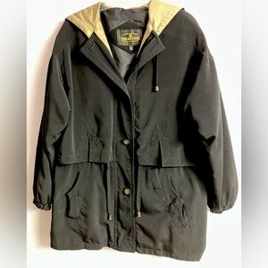 Women’s Lightweight Hooded Coat/Jacket/Raincoat, Small, Black/Gold, Braetan